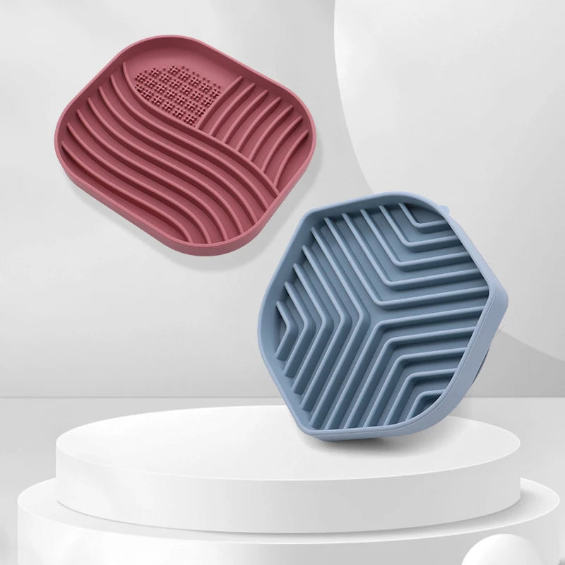 Silicone Slow Feeder Lick Mat – Calming Pet Feeding Aid